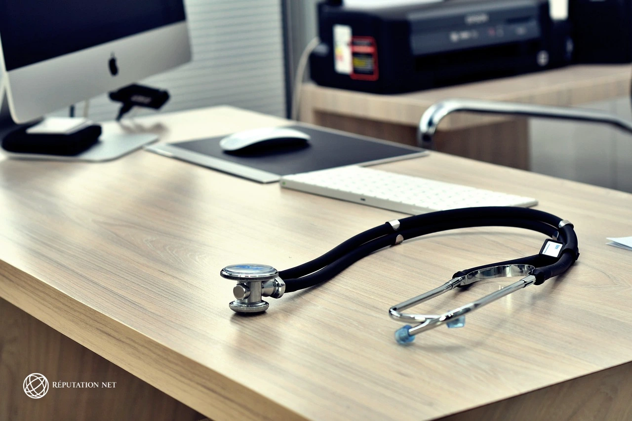 FAUX AVIS SUR GOOGLE : GUIDE POUR LES PROFESSIONNELS DE SANTÉ